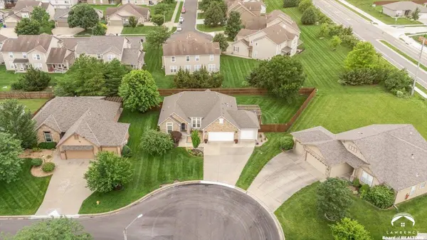 5249 Carson PL, Lawrence, KS 66049