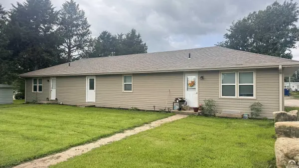 505 N Elmira ST, Highland, KS 66035