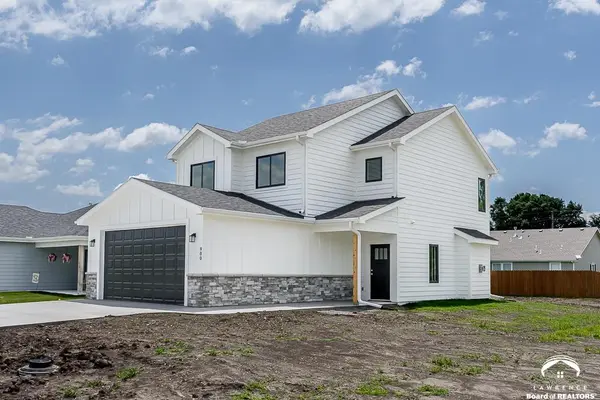 900 2nd ST, Perry, KS 66073