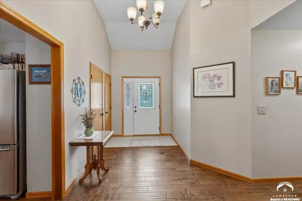 1905 River Ridge RD, Lawrence, KS 66044