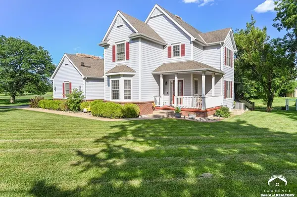 903 N 1464 RD, Lawrence, KS 66049
