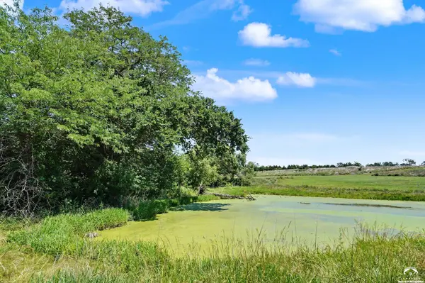 17846 270 RD, Whiting, KS 66552