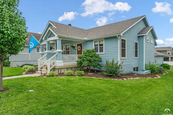 405 Vine DR, Lawrence, KS 66049