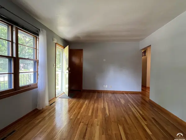 843 W 22nd ST, Lawrence, KS 66046