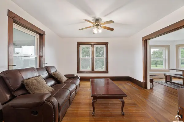 7556 E US Highway 56, Overbrook, KS 66524