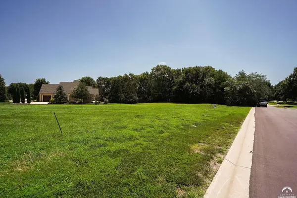 212 Stockade ST, Lawrence, KS 66049