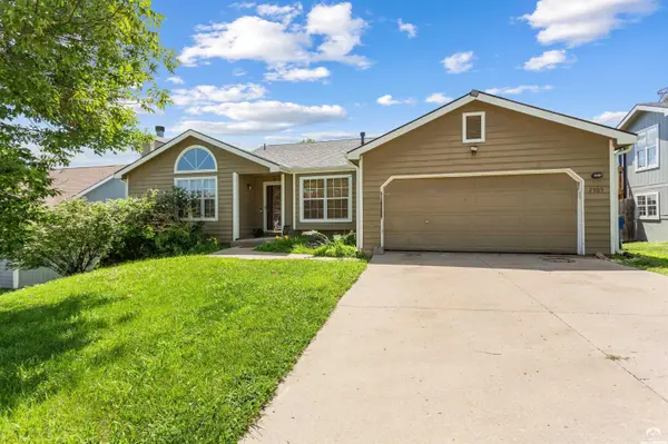 2505 Via Linda DR, Lawrence, KS 66047-3317