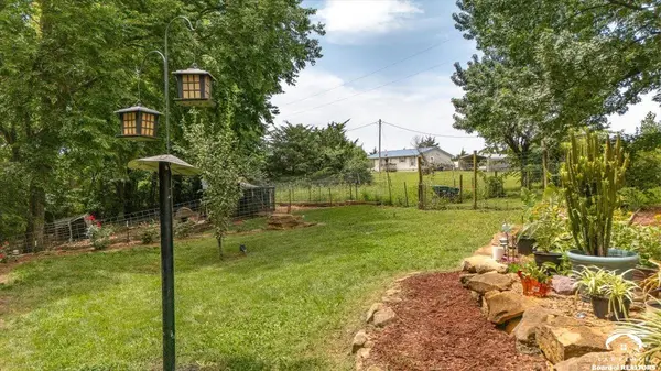 10808 Perry View DR, Ozawkie, KS 66070