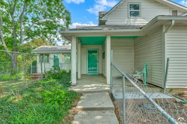 662 E 1452 RD, Baldwin City, KS 66006