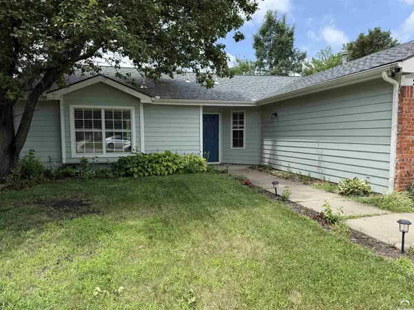 2717 Wildflower DR, Lawrence, KS 66047