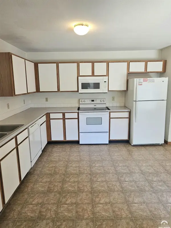 2119-2121 Pikes Peek PL, Lawrence, KS 66044