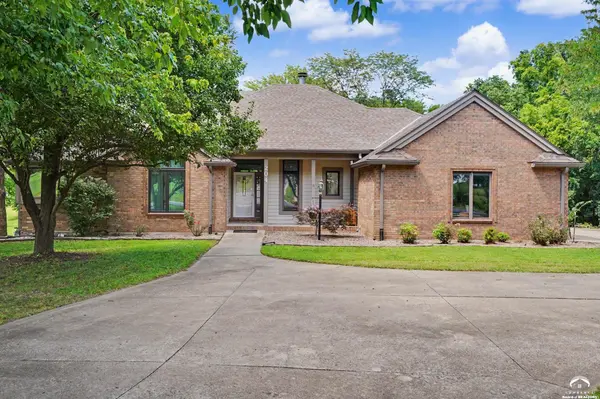 204 E High ST, Baldwin City, KS 66006