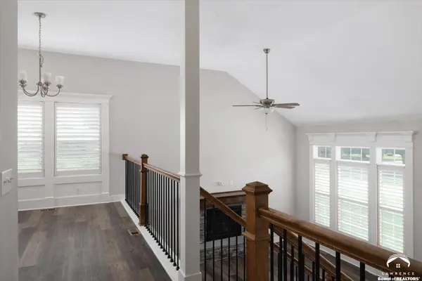 1917 N 153rd TER, Basehor, KS 66007