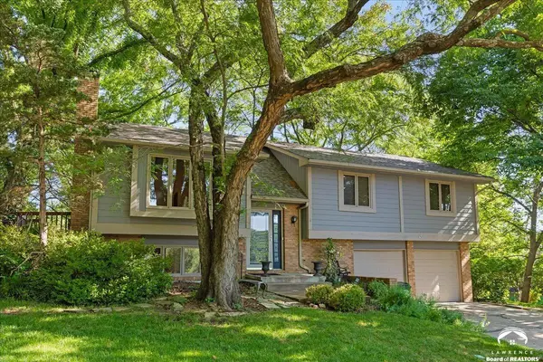 1109 Jana CT, Lawrence, KS 66049