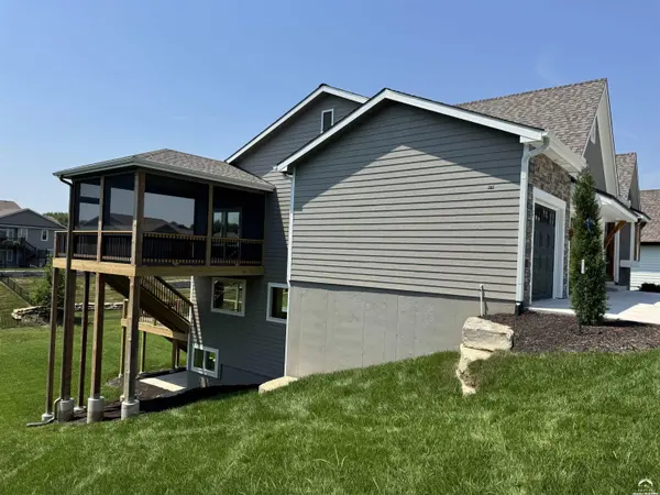 311 N Dole DR, Lawrence, KS 66049