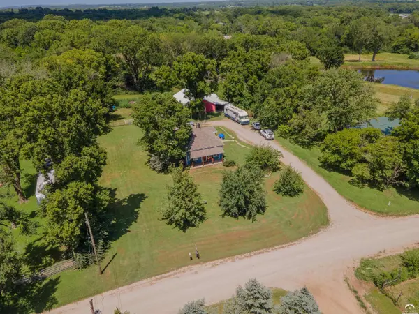 3260 NE 31st ST, Grantville, KS 66429