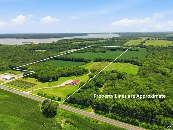 7397 K-92 HWY, Ozawkie, KS 66070