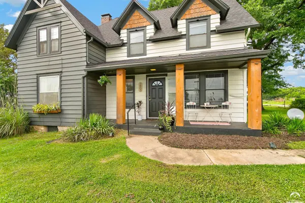 1803 E 1200 RD, Lawrence, KS 66049
