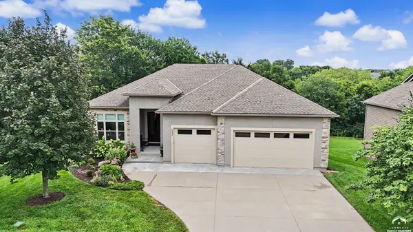 1232 Waverly DR, Lawrence, KS 66049