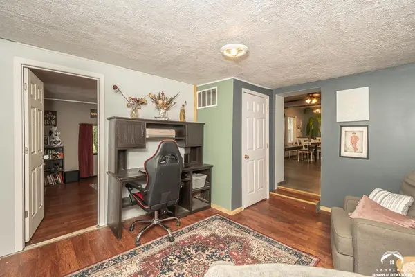 909 Linn ST, Valley Falls, KS 66088