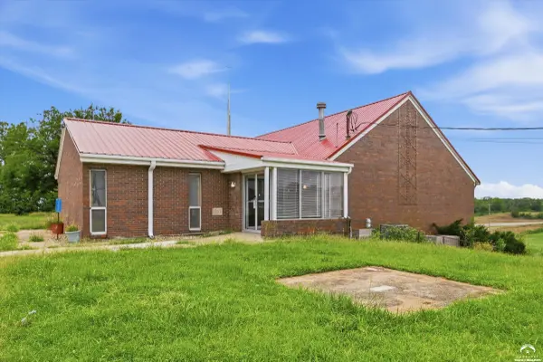 105 Goldenrod AVE, Ozawkie, KS 66070