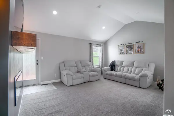 3537 Eagle Pass CT, Lawrence, KS 66049