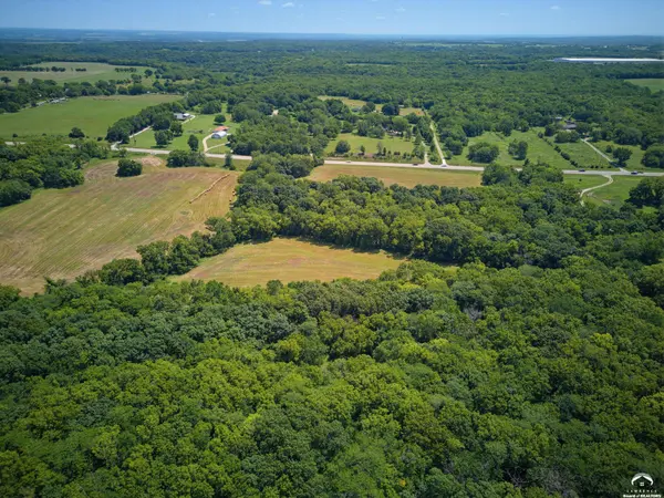 1895 E 600 RD, Lecompton, KS 66050