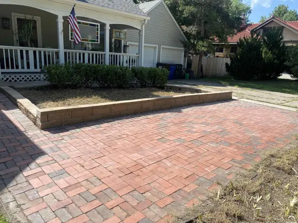 2115 Massachusetts ST, Lawrence, KS 66046