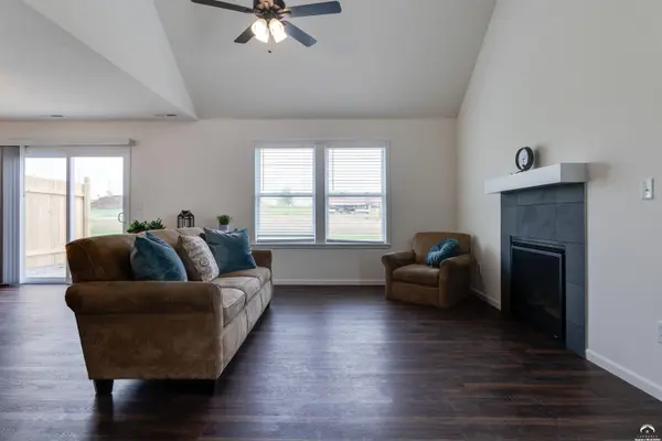 2510 Marcia LN, Lawrence, KS 66046
