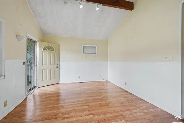 2114 Mitchell ST, Lawrence, KS 66046
