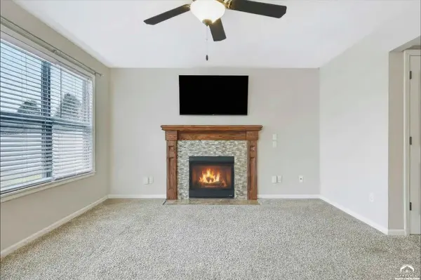 3409 Chance LN, Lawrence, KS 66047