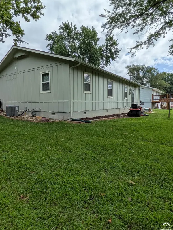 705 Park ST, Oskaloosa, KS 66066