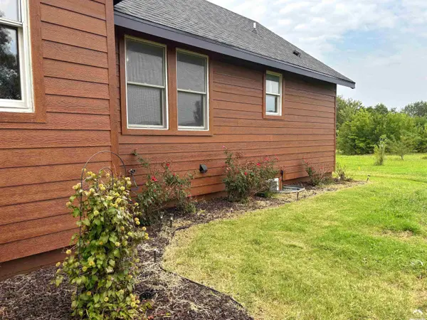 1708 N 700 RD, Baldwin City, KS 66006