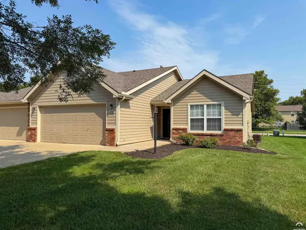 4006 Mistletoe CT, Lawrence, KS 66047