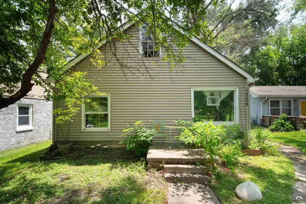 1338 Brook ST, Lawrence, KS 66044