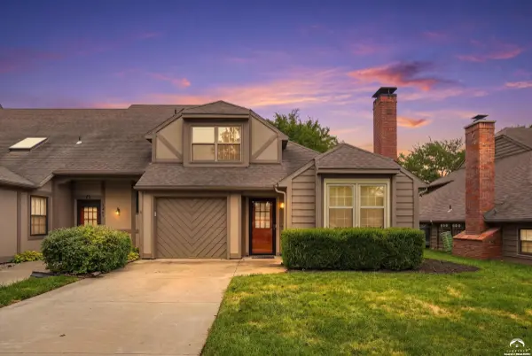 3411 Seminole DR, Lawrence, KS 66047