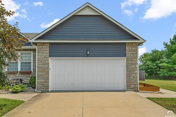 931 E 14th TER, Eudora, KS 66025
