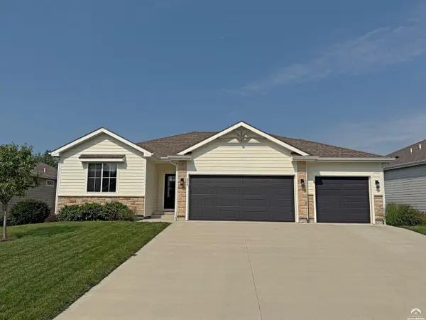 317 N White DR, Lawrence, KS 66049