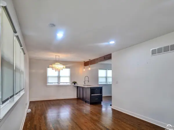 7002 Nieman RD, Shawnee, KS 66203