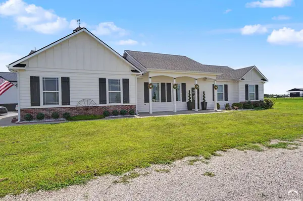676 E 1375 RD, Lawrence, KS 66046