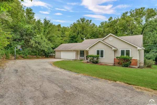 681 N 1495 RD, Lawrence, KS 66049