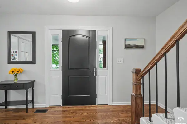 3200 Longhorn DR, Lawrence, KS 66049