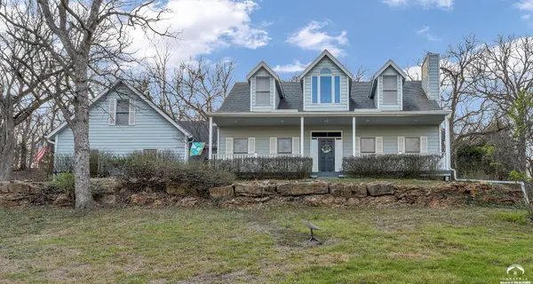 731 E 1100 RD, Baldwin City, KS 66006