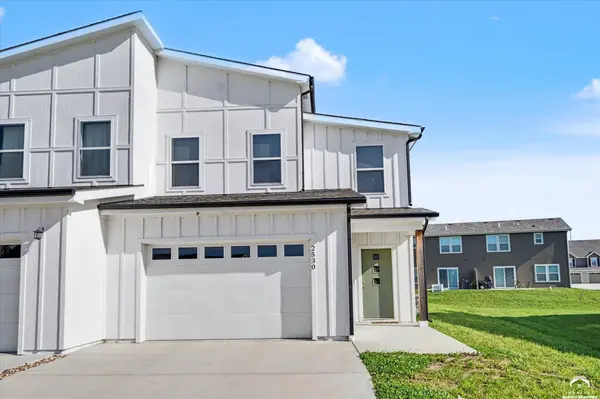 2530 Arlene PL, Lawrence, KS 66046