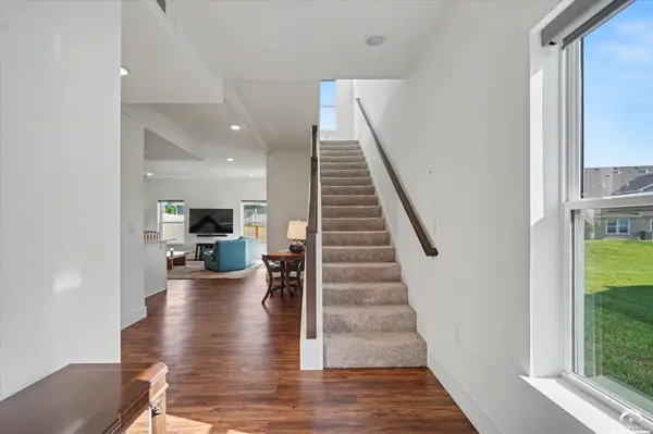 2530 Arlene PL, Lawrence, KS 66046