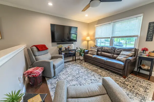 1322 Tall Grass CT, Eudora, KS 66025