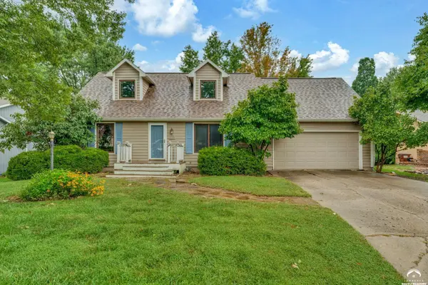 3613 Parkview CT, Lawrence, KS 66049