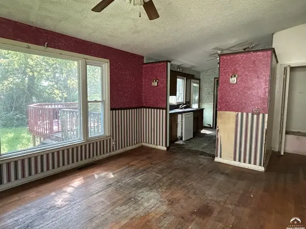 2614 Alabama ST, Lawrence, KS 66046