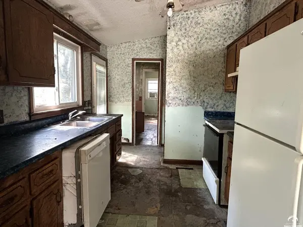 2614 Alabama ST, Lawrence, KS 66046