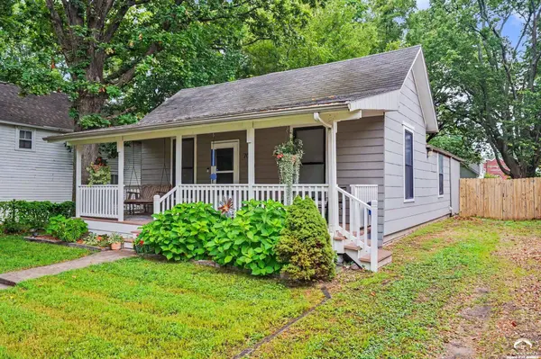 704 Locust ST, Lawrence, KS 66044